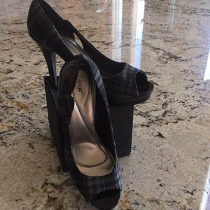 APT 9 dress heels